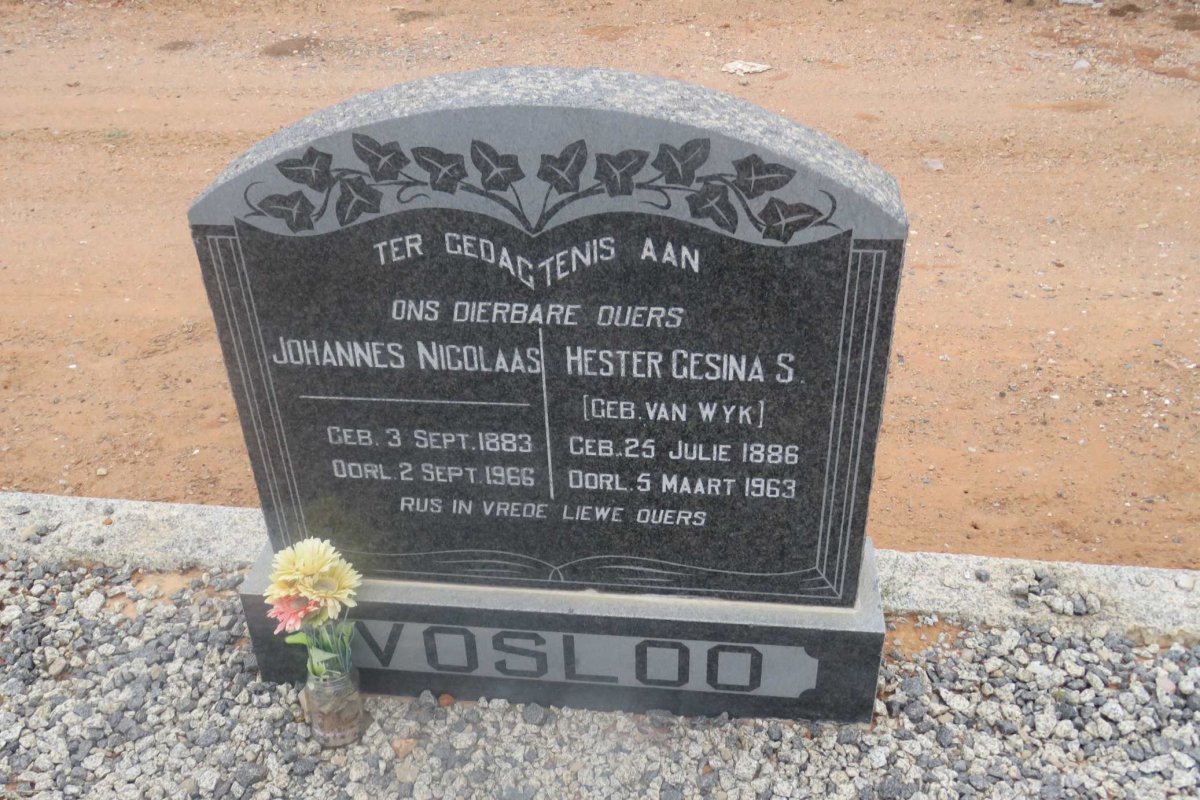 VOSLOO Johannes Nicolaas 1883-1966 &amp; Hester Gesina S. VAN WYK 1886-1963