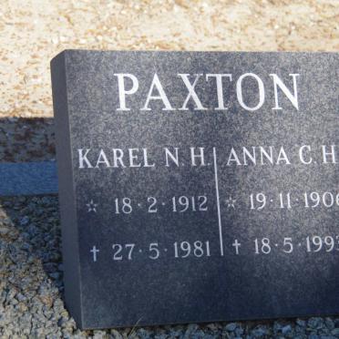 PAXTON Karel N.H. 1912-1981 &amp; Anna C.H. 1906-1993