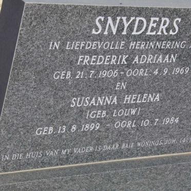 SNYDERS Frederik Adriaan 1906-1969 &amp; Susanna Helena LOUW 1899-1984