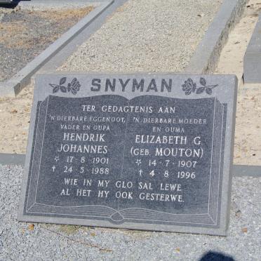 SNYMAN Hendrik Johannes 1901-1988 &amp; Elizabeth G. MOUTON 1907-1996
