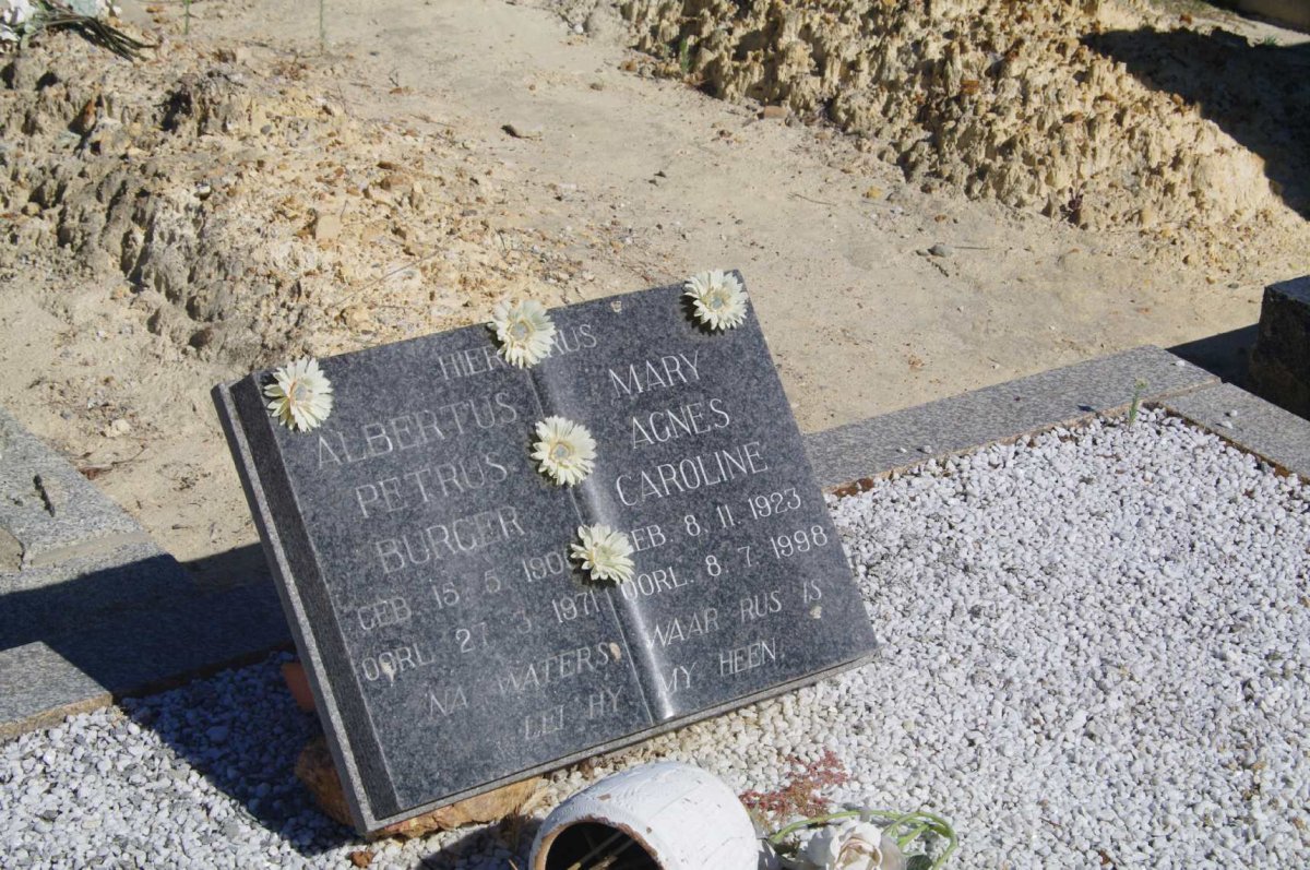 BURGER Albertus Petrus 190?-1971 &amp; Mary Agnes Caroline 1923-1998