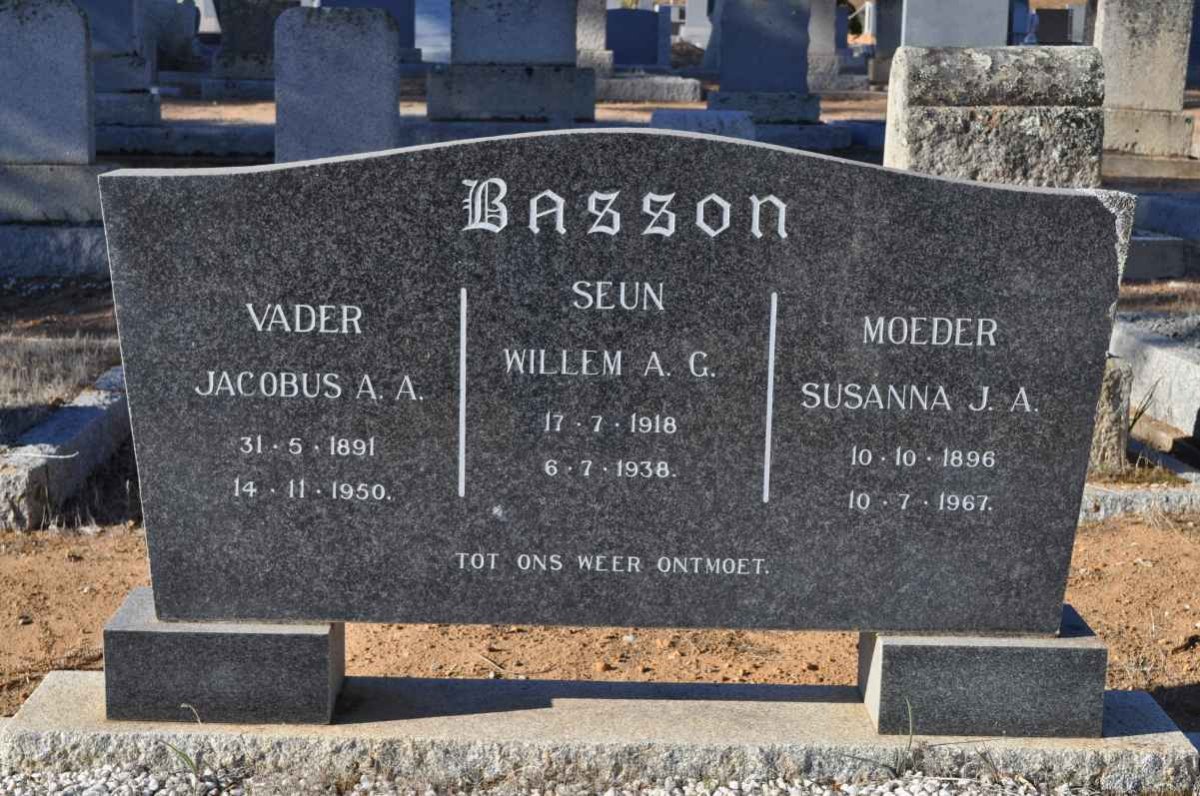 BASSON Jacobus A.A. 1891-1950 &amp; Susanna J.A. 1896-1967 :: BASSON Willem A.G. 1918-1938