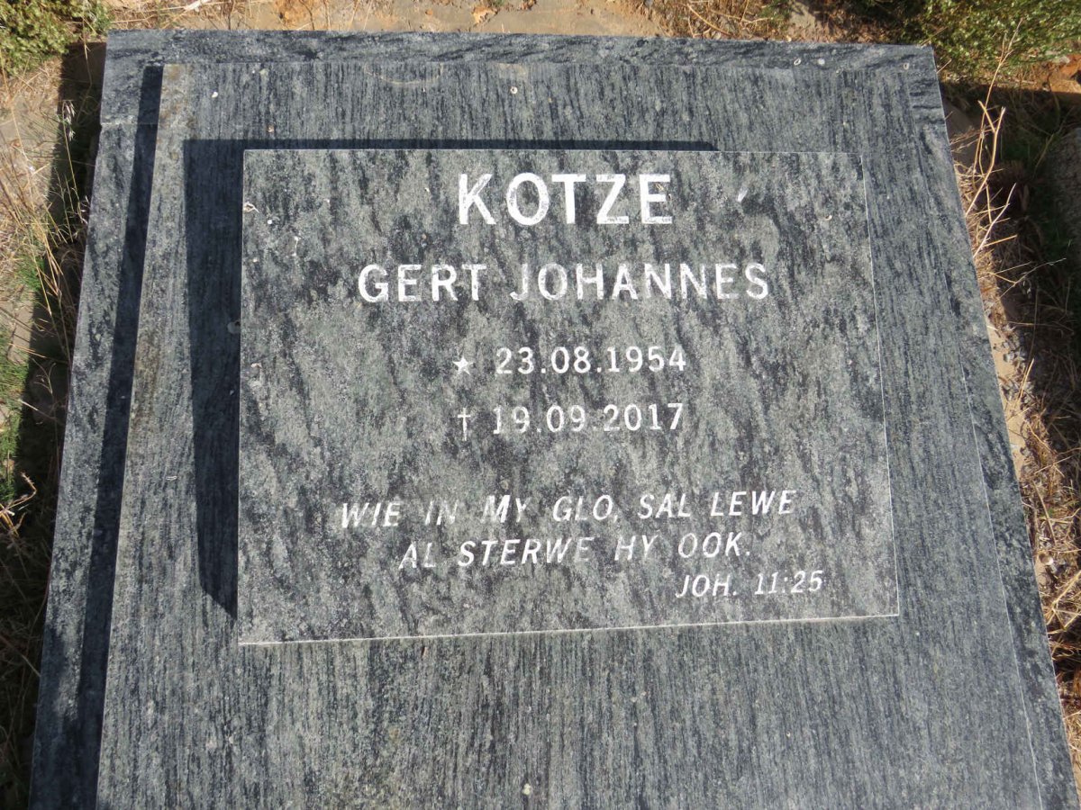 KOTZE Gert Johannes 1954-2017