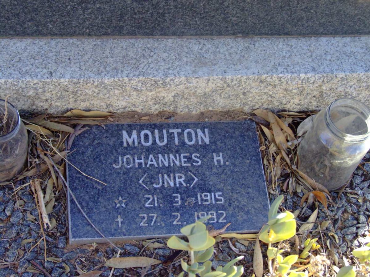 MOUTON Johannes H. 1915-1992