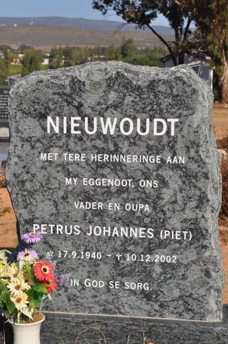 NIEUWOUDT Petrus Johannes 1940-2002