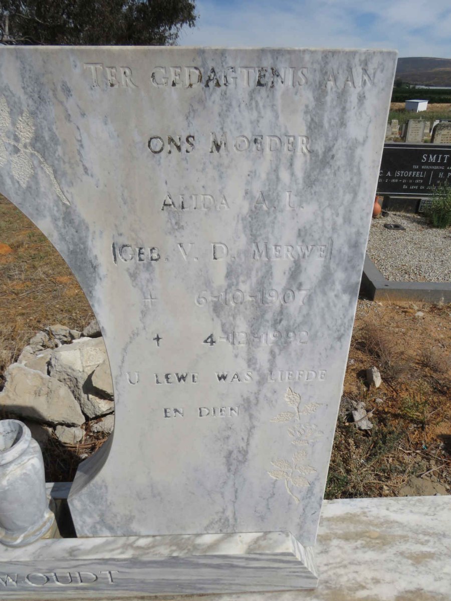 NIEUWOUDT Jan Harmse 1904-1980 & Alida A.J. v.d. MERWE 1907-1992_2