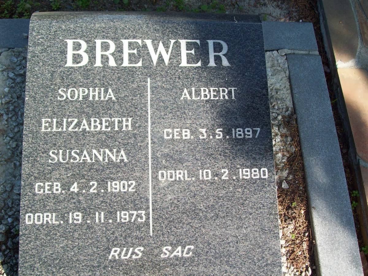 BREWER Albert 1897-1980 &amp; Sophia Elizabeth Susanna 1902-1973
