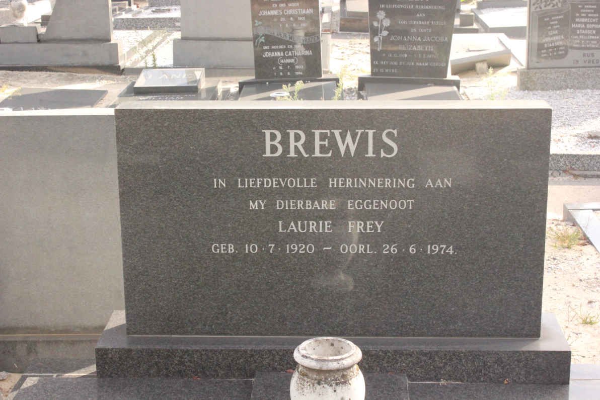 BREWIS Laurie Frey 1920-1974