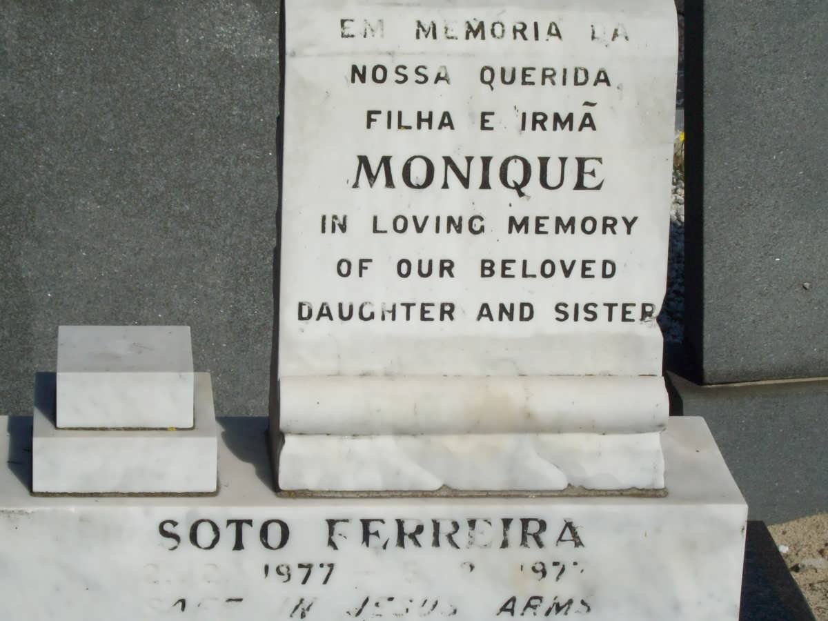 FERREIRA Monique Soto 1977-1977 :: FERREIRA Elvira Da Conceicao Martins 1909-1999