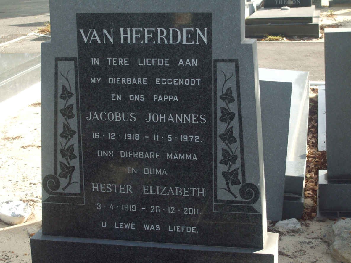 HEERDEN Jacobus Johannes, van 1918-1972 &amp; Hester Elizabeth 1919-2011