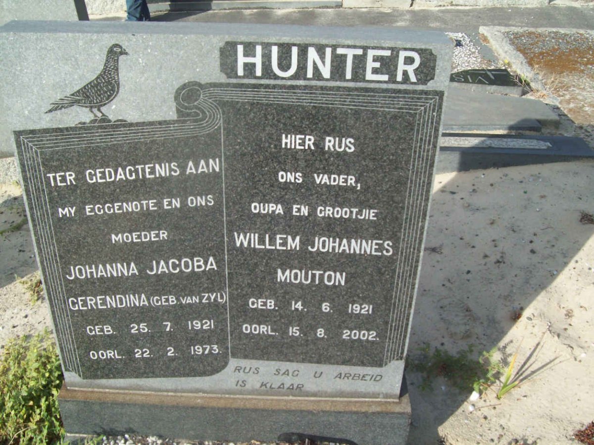 HUNTER Willem Johannes Mouton 1921-2002 &amp; Johanna Jacoba Gerendina VAN ZYL 1921-1973