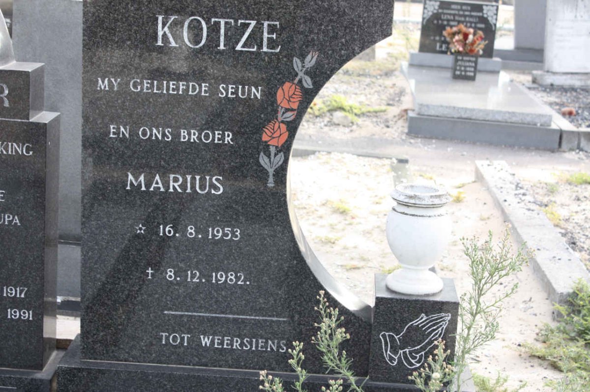 KOTZE Marius 1953-1982