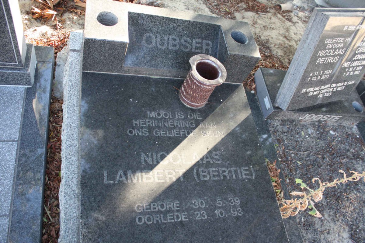 LOUBSER Nicolaas Lambert 1939-1993