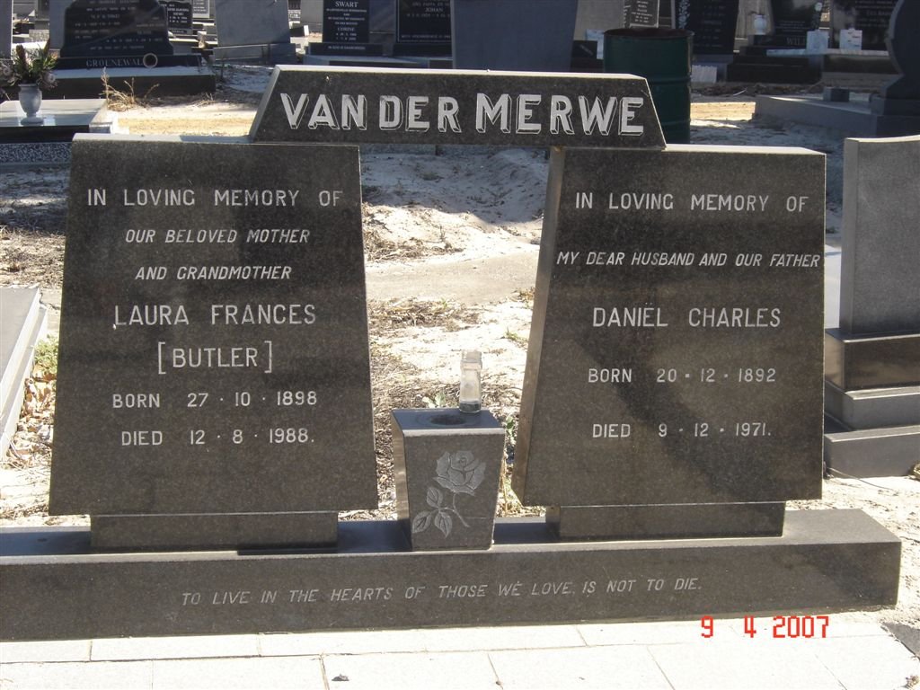 MERWE Daniel Charles, van der 1892-1971 &amp; Laura Frances BUTLER 1898-1988