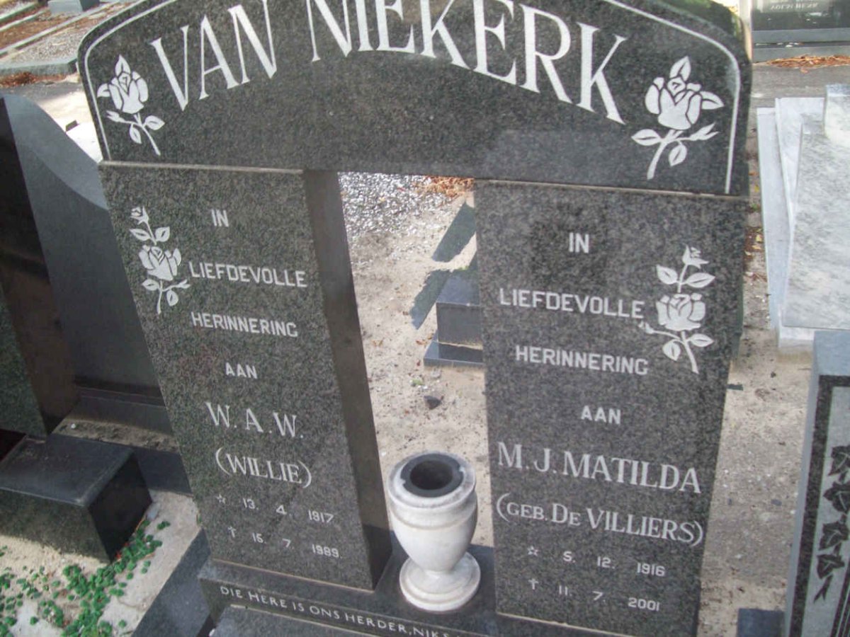 NIEKERK W.A.W., van 1917-1989 &amp; M.J. Matilda DE VILLIERS 1916-2001