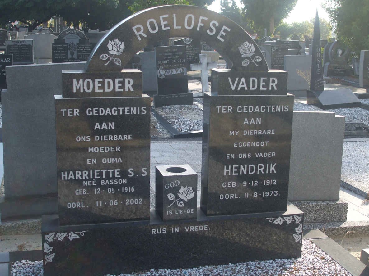 ROELOFSE Hendrik 1912-1973 &amp; Harriette S.S. BASSON 1916-2002