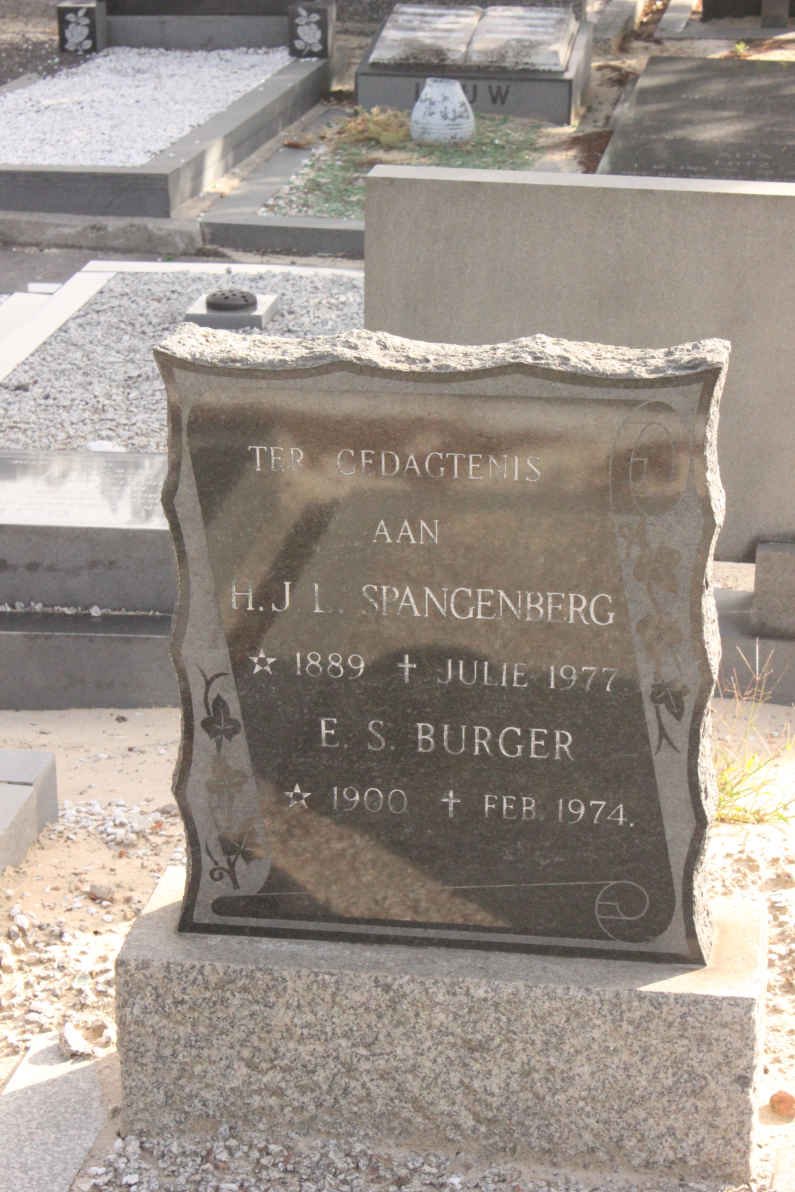 SPANGENBERG H.J.L. 1889-1977 &amp; E.S. BURGER 1910-1974