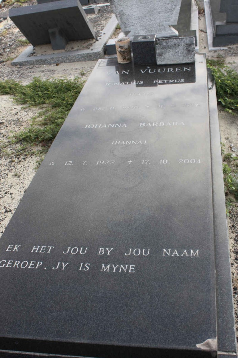 VUUREN Ignatius Petrus, van 1920-1987 &amp; Johanna Barbara 1922-2004