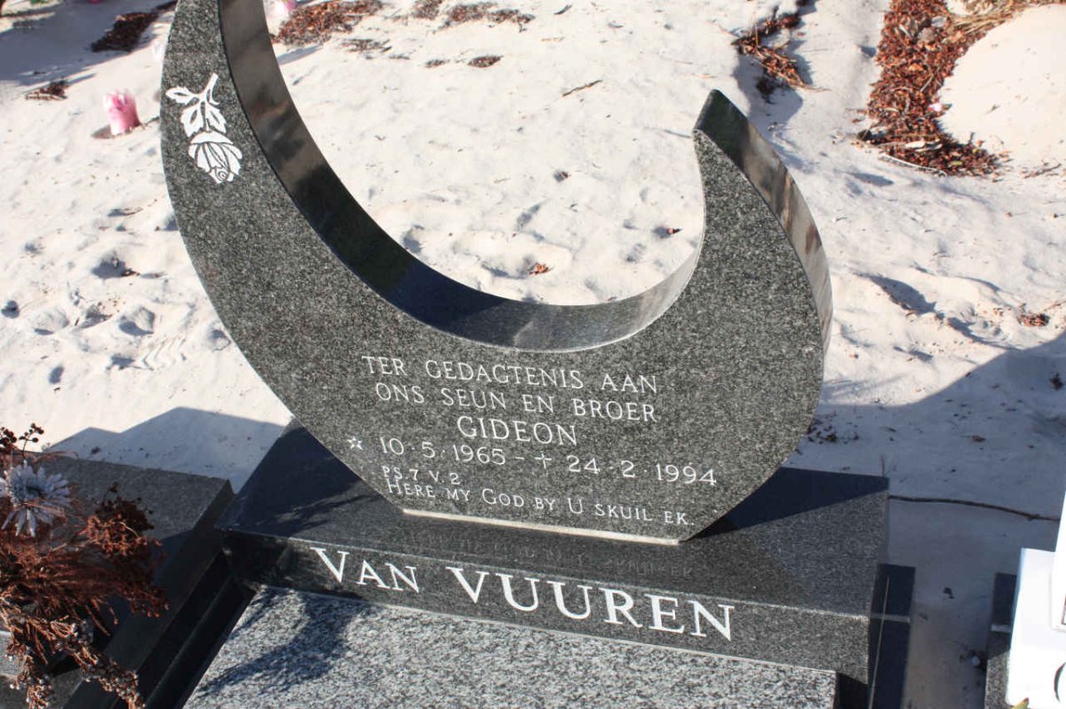 VUUREN Gideon, van 1965-1994