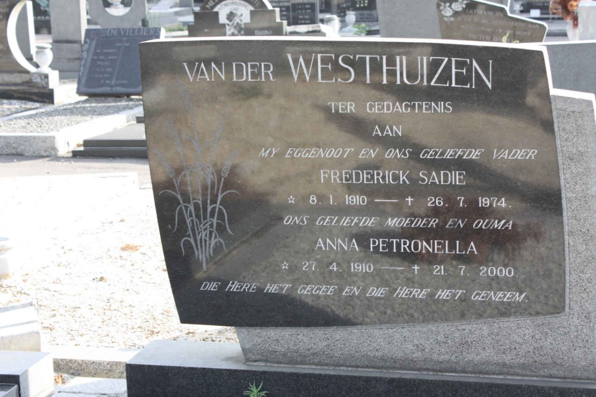 WESTHUIZEN Frederick Sadie, van der 1910-1974 &amp; Anna Petronella 1910-2000
