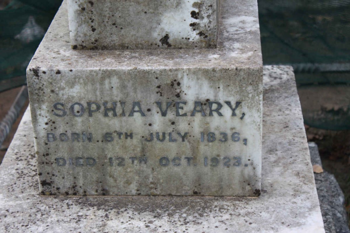 VEARY Sophia 1836-1923
