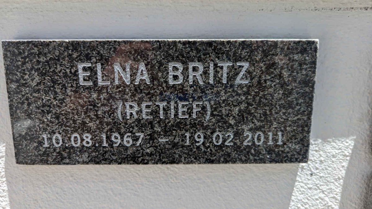 BRITZ Elna nee RETIEF 1967-2011