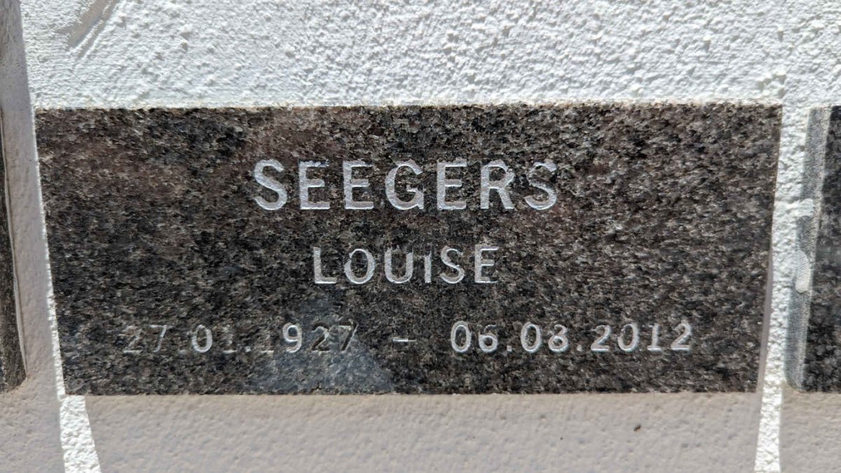 SEEGERS Louise 1927-2012