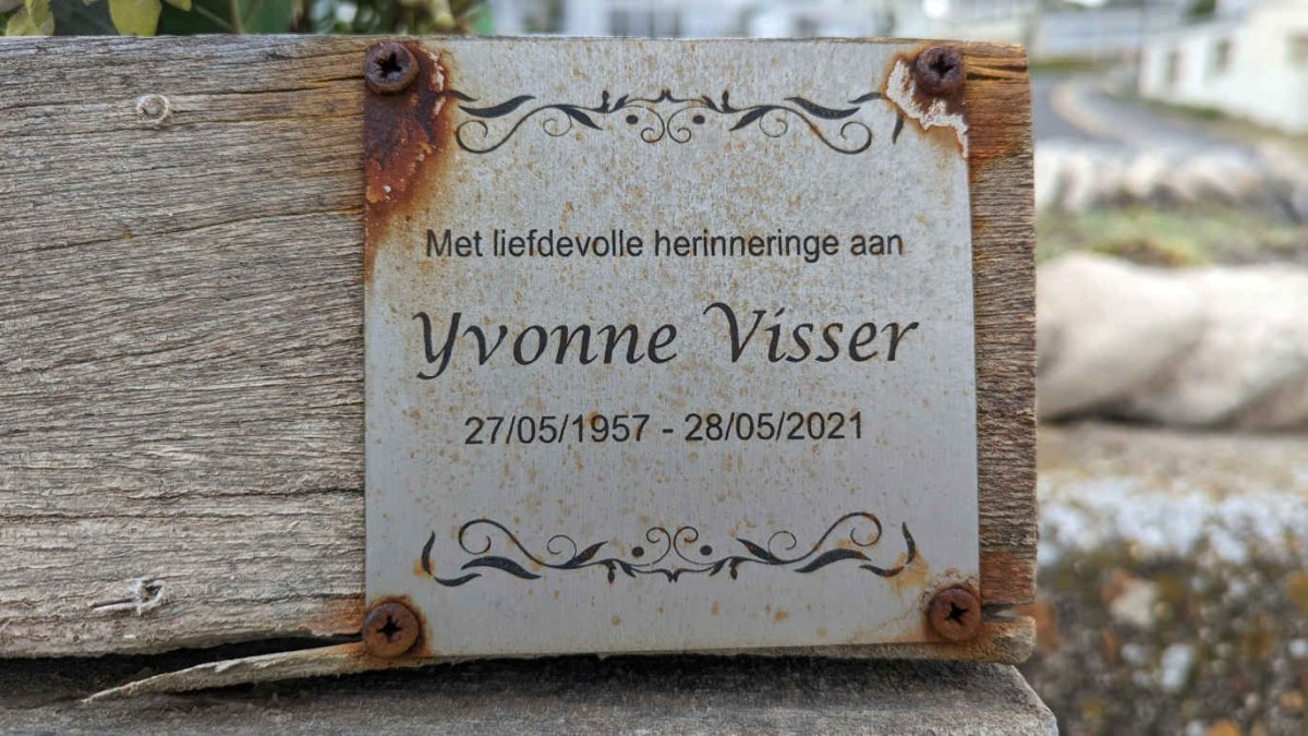 VISSER Yvonne 1957-2021