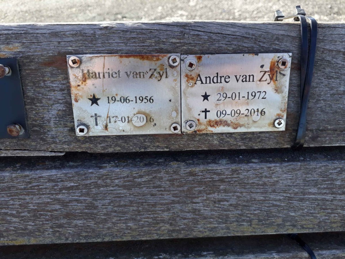 ZYL Harriet, van 1956-2016 :: VAN ZYL Andre 1972-2016