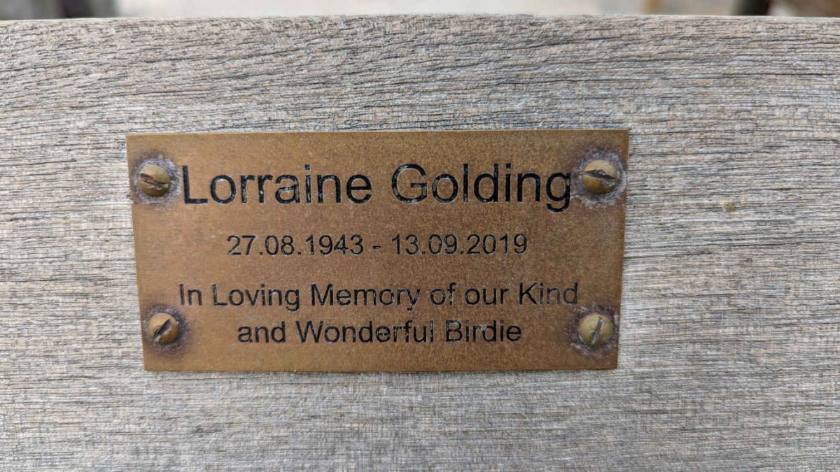 GOLDING Lorraine 1943-2019