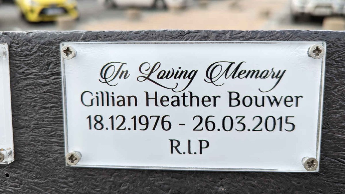 BOUWER Gillian Heather 1976-2015