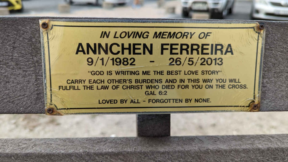 FERREIRA Annchen 1982-2013