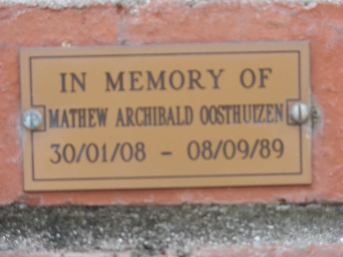 OOSTHUIZEN Mathew Archibald 1908-1989