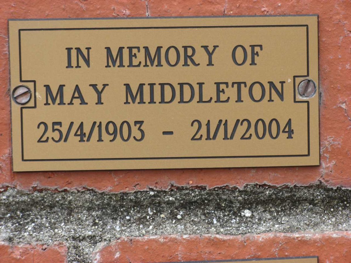 MIDDLETON May 1903-2004