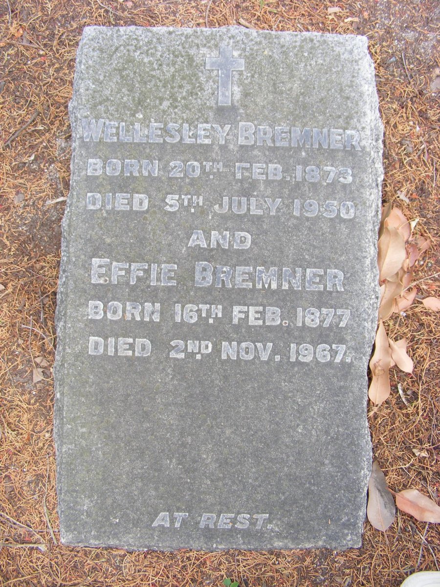 BREMNER Wellesley 1873-1950 &amp; Effie 1877-1967