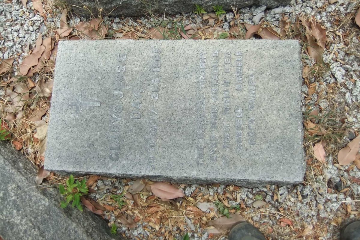 DAY Gladys Jessie 1907-1965
