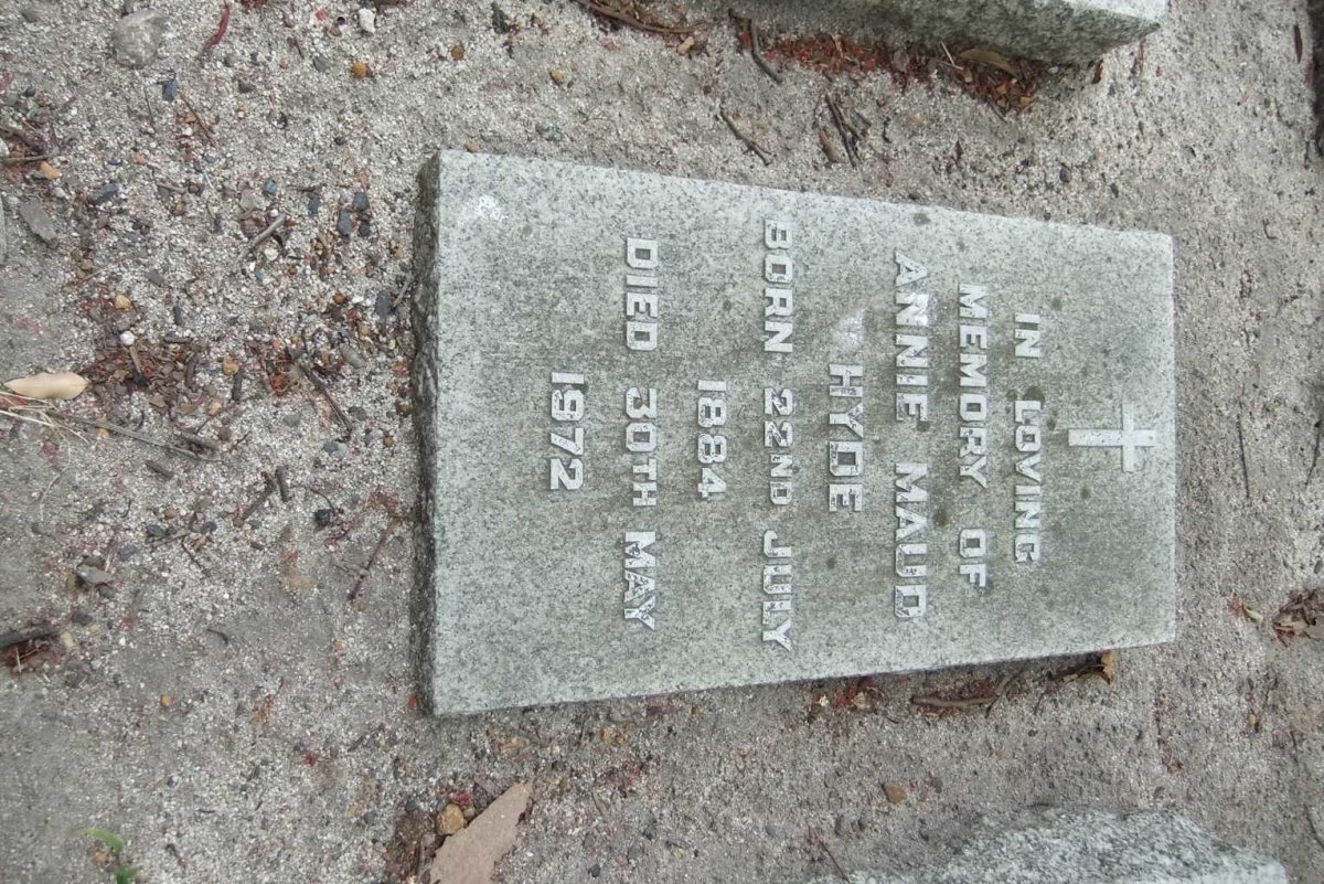 HYDE Annie Maud 1884-1972