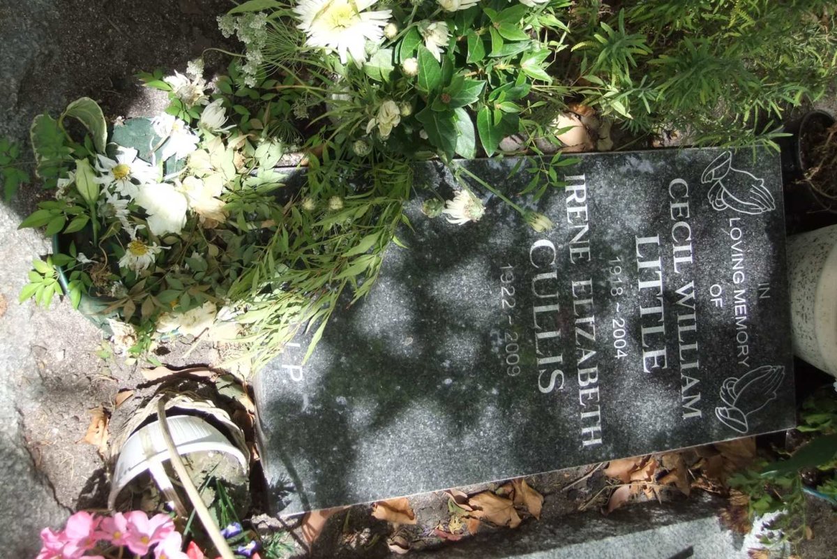 LITTLE Cecil William 1918-2004 :: CULLIS Irene Elizabeth 1922-2009