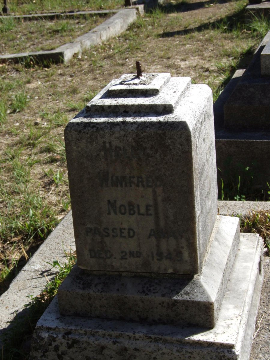 NOBLE Helen Winifred -1949
