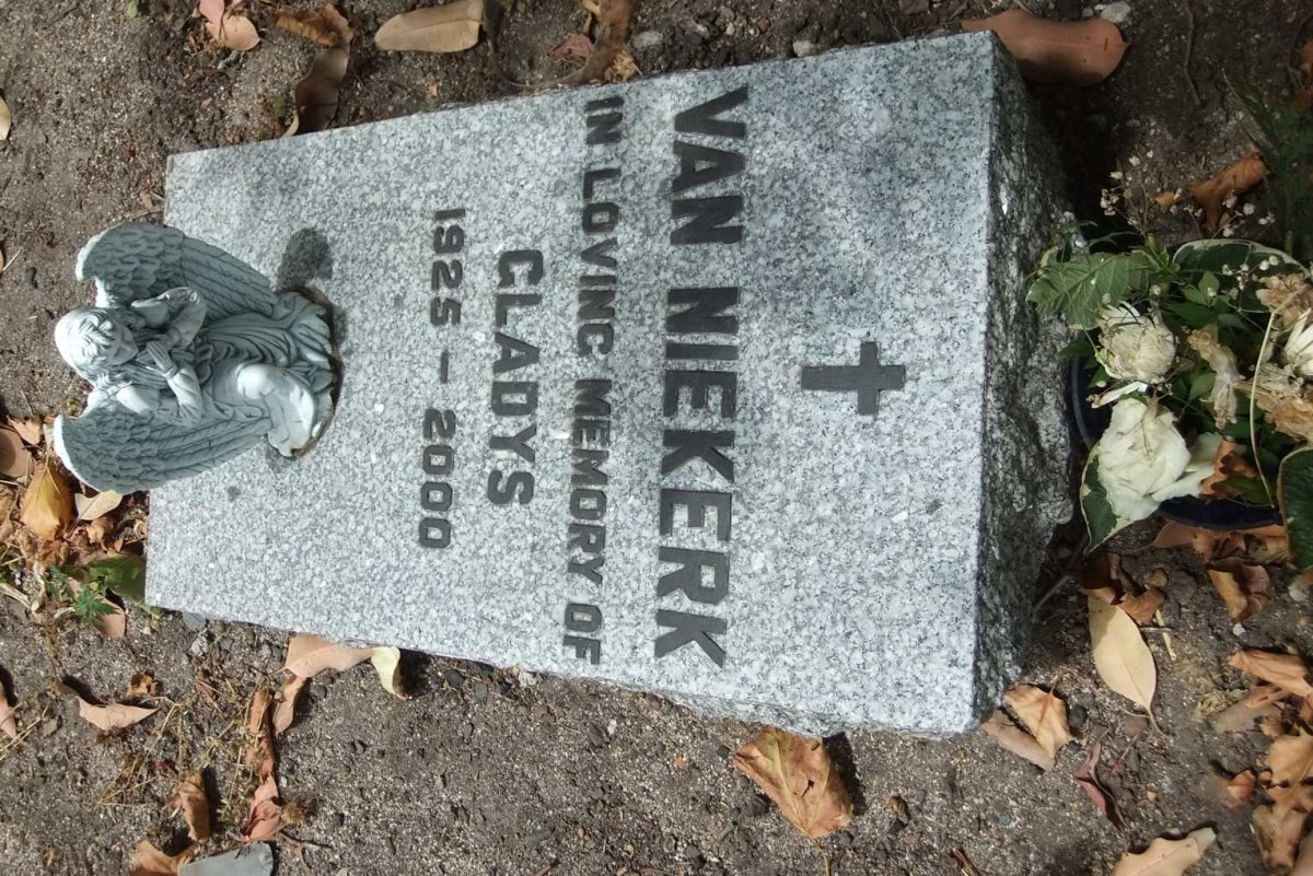 NIEKERK Gladys, van 1925-2000