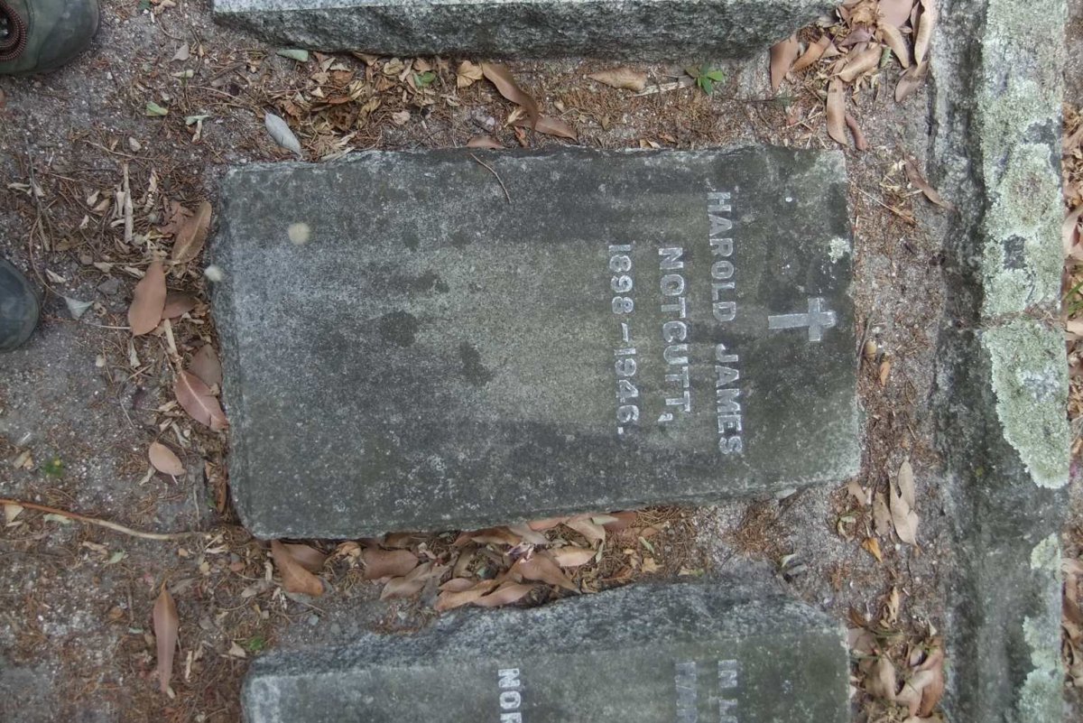 NOTCUTT Harold James 1898-1946