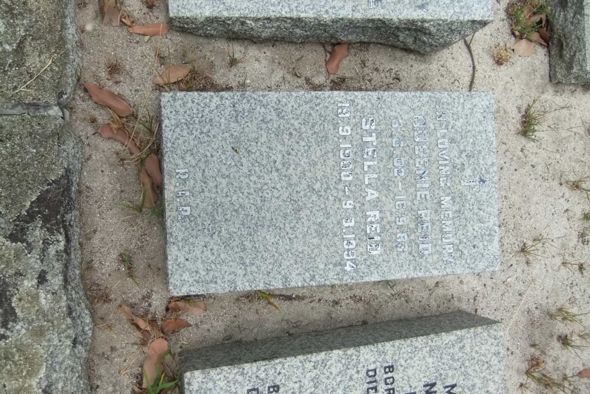 REID Queenie 1902-1983 :: REID Stella 1900-1994