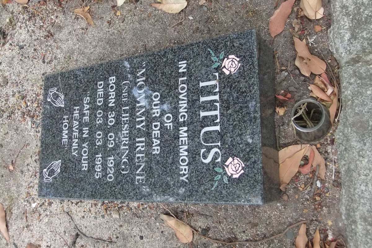 TITUS Irene nee LIESERING 1920-1995