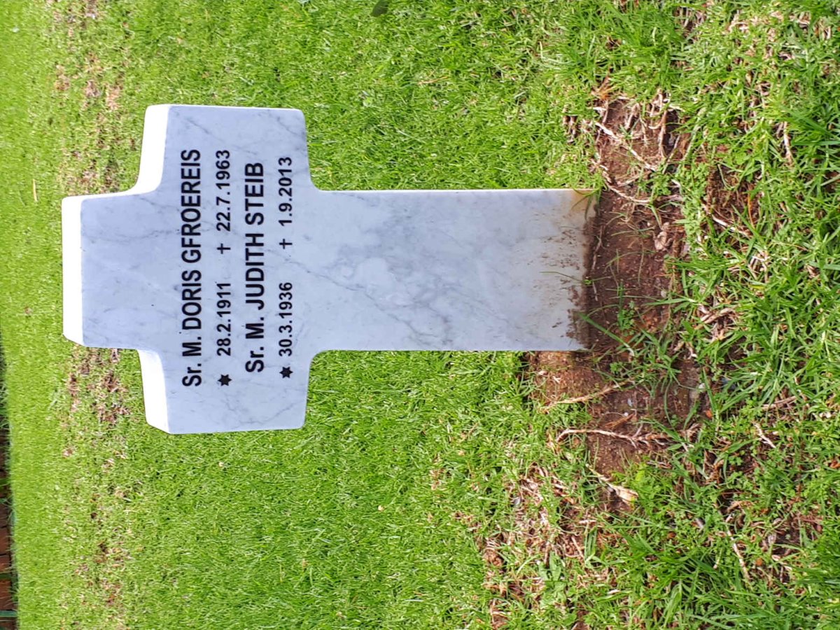 GFROEREIS M. Doris 1911-1963 :: STEIB M. Judith 1936-2013