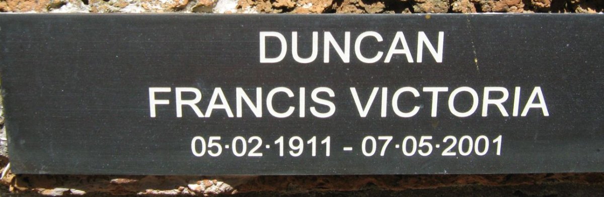 DUNCAN Francis Victoria 1911-2001