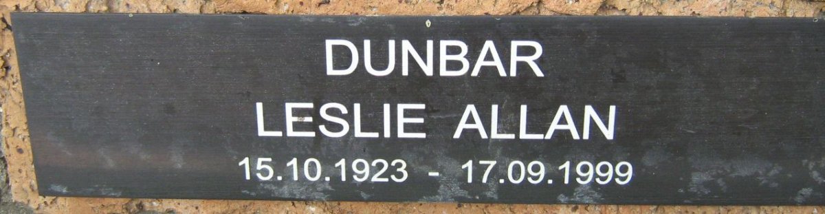 DUNBAR Leslie Allan 1923-1999