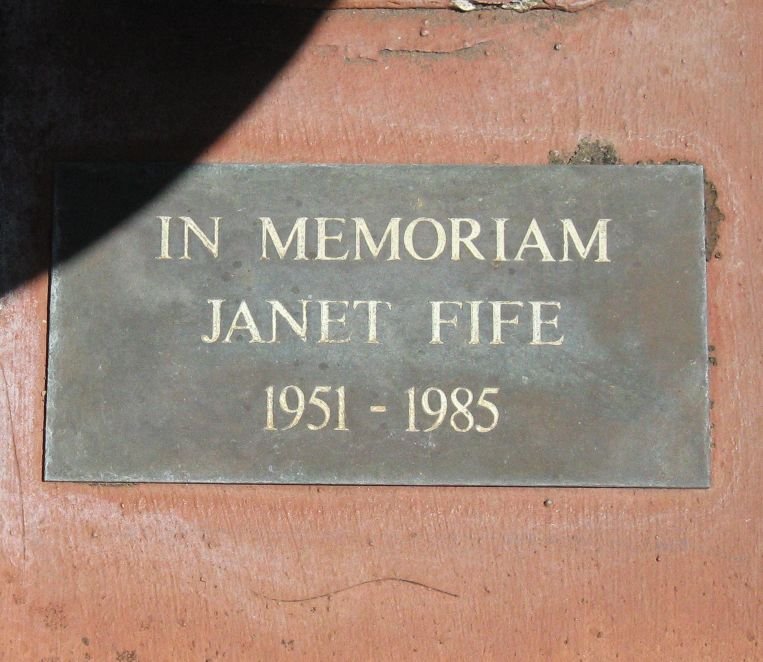 FIFE Alan Hoyle 1909-1997 &amp; Kay 1916-2002 :: FIFE Janet 1951-1985 :: FIFE Niel Hoyle 1944-1994