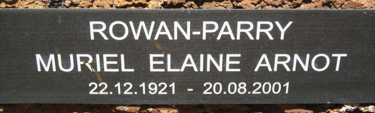 PARRY Muriel Elaine Arnot, ROWAN 1921-2001