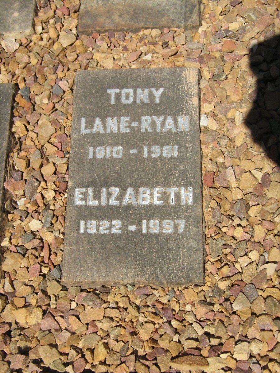 RYAN Tony, LANE 1910-1981 &amp; Elizabeth 1922-1997