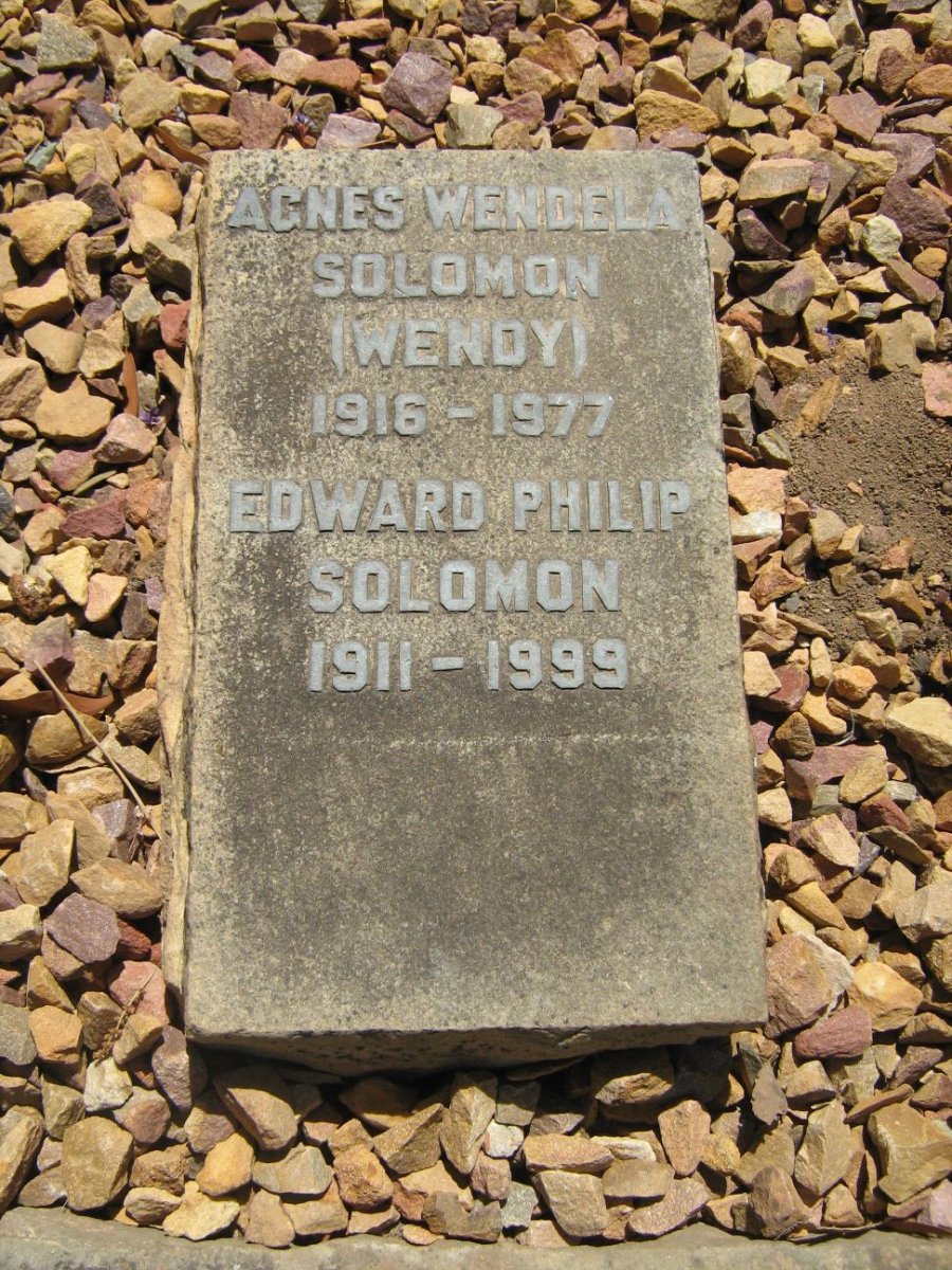 SOLOMON Edward Philip 1911-1999 &amp; Agnes Wendela 1916-1977